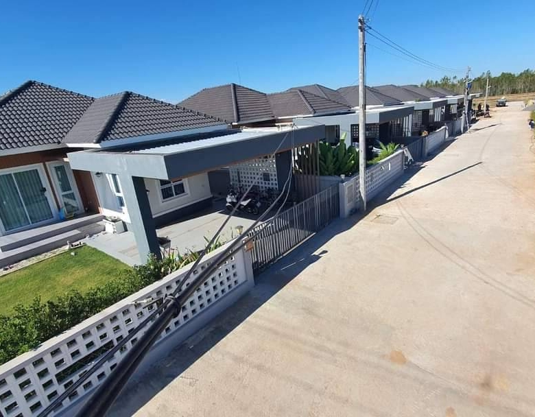 Modern home for sale in Buriram, Thailand – perfect for families, investors, and sports enthusiasts, located near Chang Arena and Chang International Circuit.
