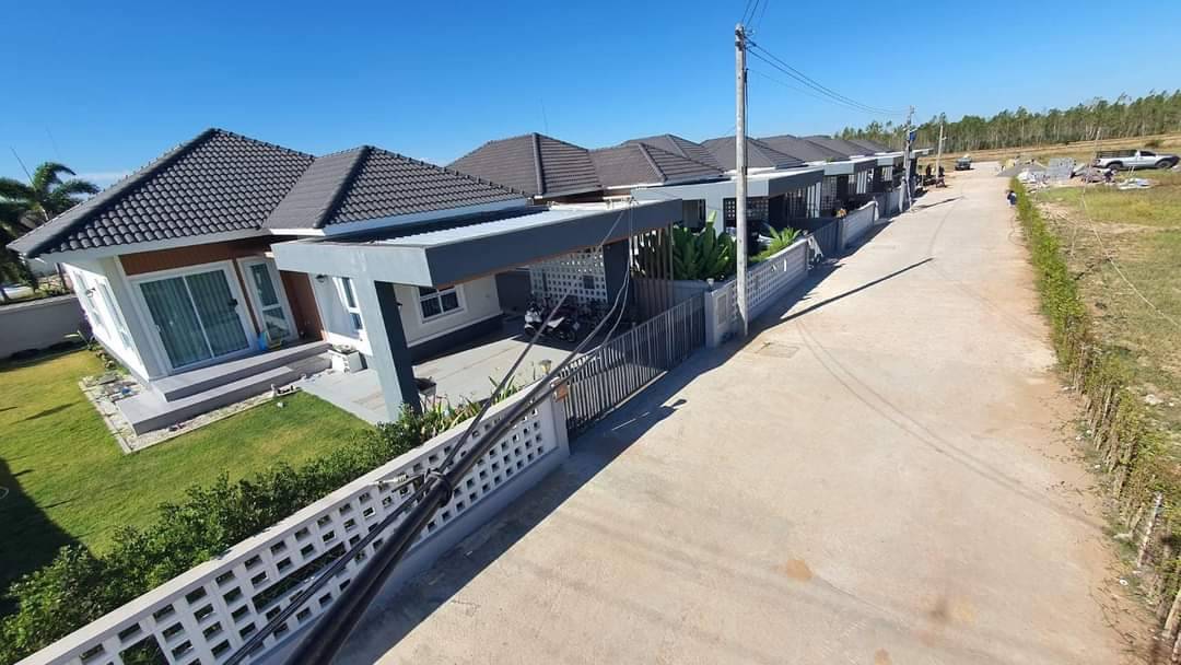 Modern home for sale in Buriram, Thailand – perfect for families, investors, and sports enthusiasts, located near Chang Arena and Chang International Circuit.