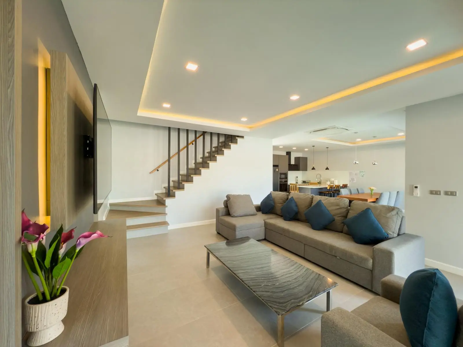 Luxury 4-bedroom villa for sale in Koh Chang with private saltwater pool and modern tropical design.